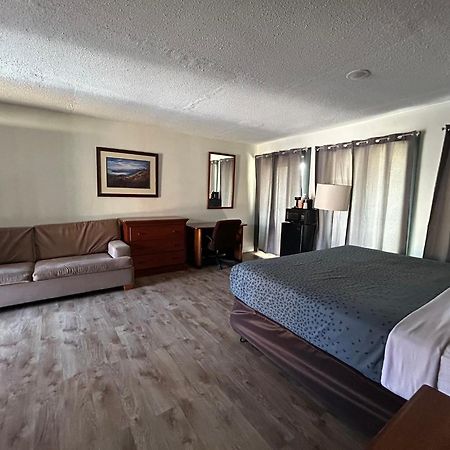 Econo Lodge Inn & Suites On The River Gatlinburg Zewnętrze zdjęcie