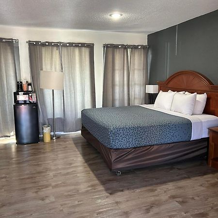 Econo Lodge Inn & Suites On The River Gatlinburg Zewnętrze zdjęcie