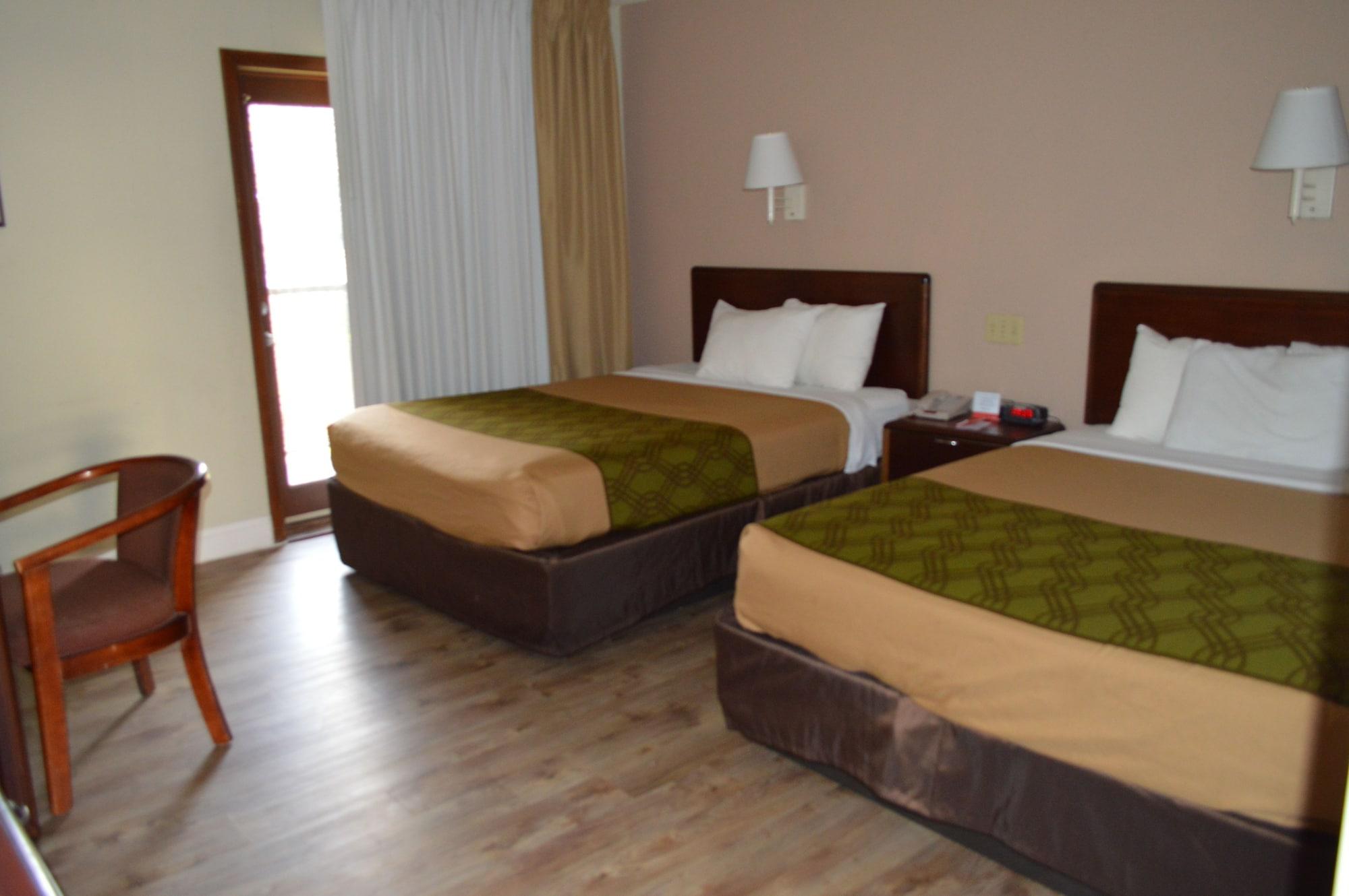 Econo Lodge Inn & Suites On The River Gatlinburg Zewnętrze zdjęcie