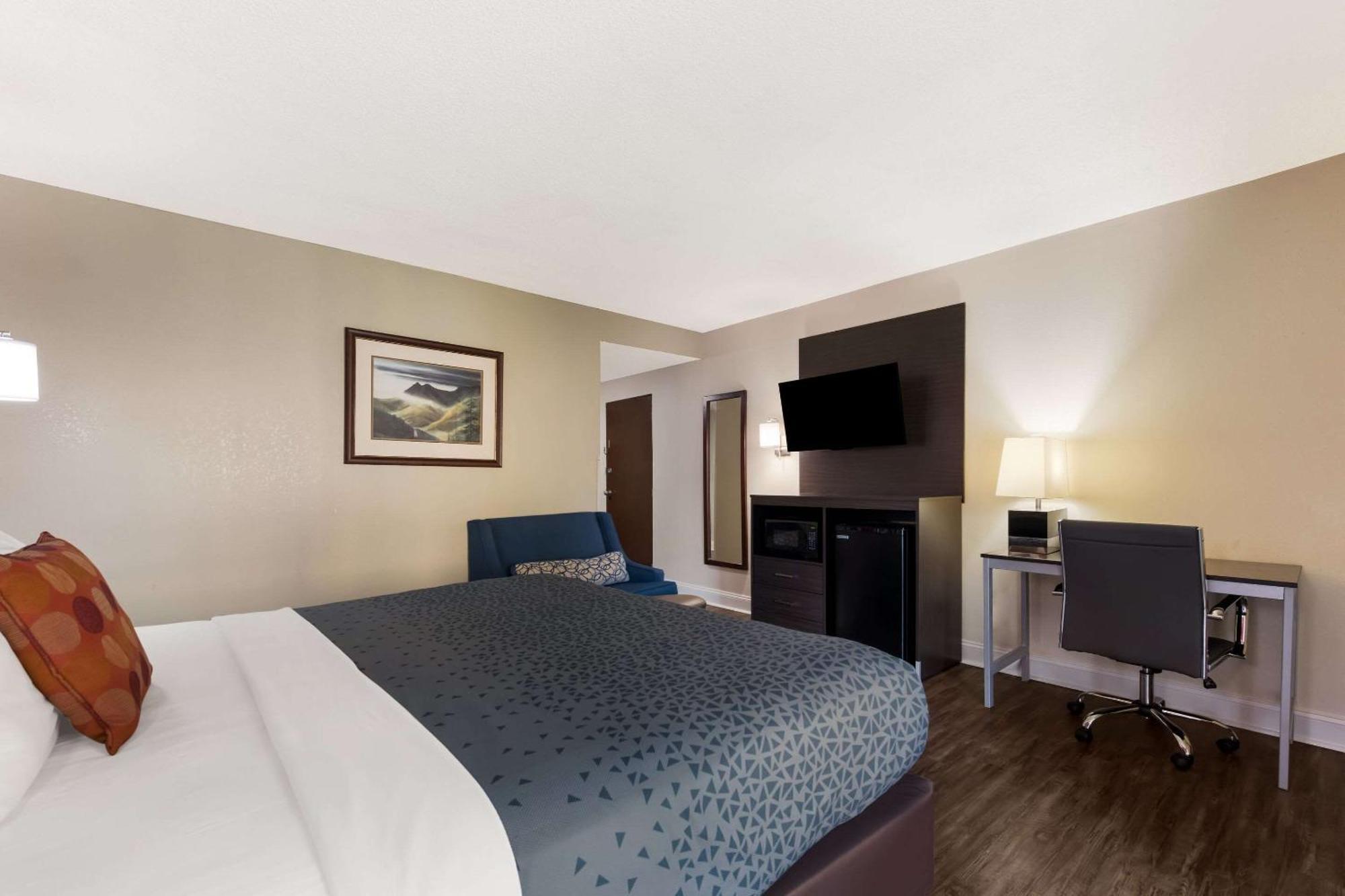 Econo Lodge Inn & Suites On The River Gatlinburg Zewnętrze zdjęcie