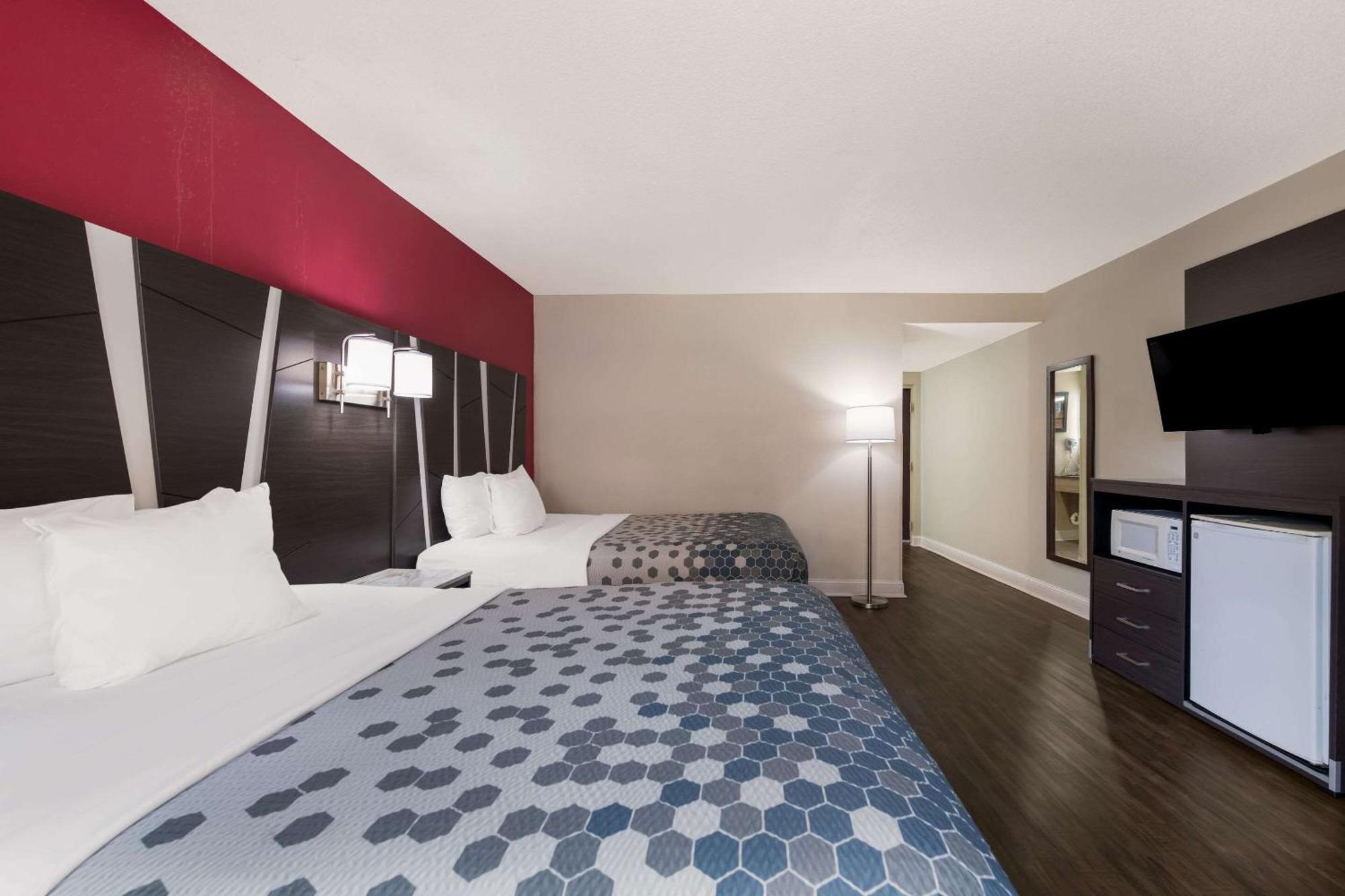 Econo Lodge Inn & Suites On The River Gatlinburg Zewnętrze zdjęcie